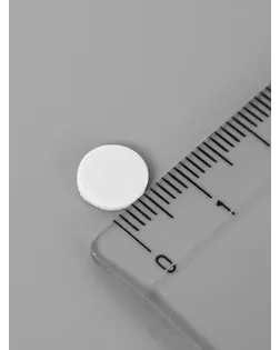 Клейкая лента двухсторонняя "Круглый белый" диаметр 0,8 см на листе 414 шт 25х19,5 см арт. СМЛ-7721-1-СМЛ3187441