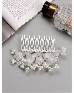 Гребень для волос "Эмилия" цветочный, 11х6 см, белый арт. СМЛ-269928-1-СМЛ0010691566