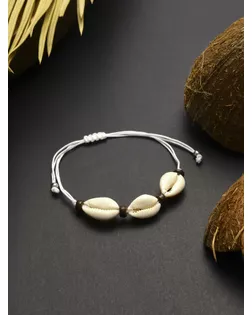 Браслет «Ракушка» на нити, кокос, белый в серебре арт. СМЛ-272377-1-СМЛ0010826405